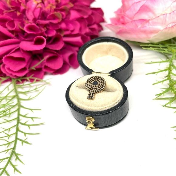 VINTAGE⚜️Geometric Golden Little Tack Pin - Picture 3 of 6